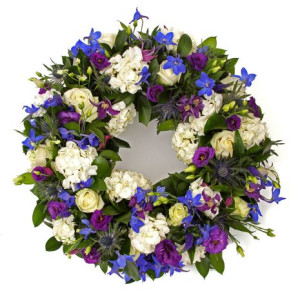 White and Blue Wreath White and Blue Wreath